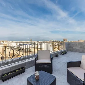Terrace View-stylish Two Bedrooms Fully Ac-wifi Penthouse Apartment