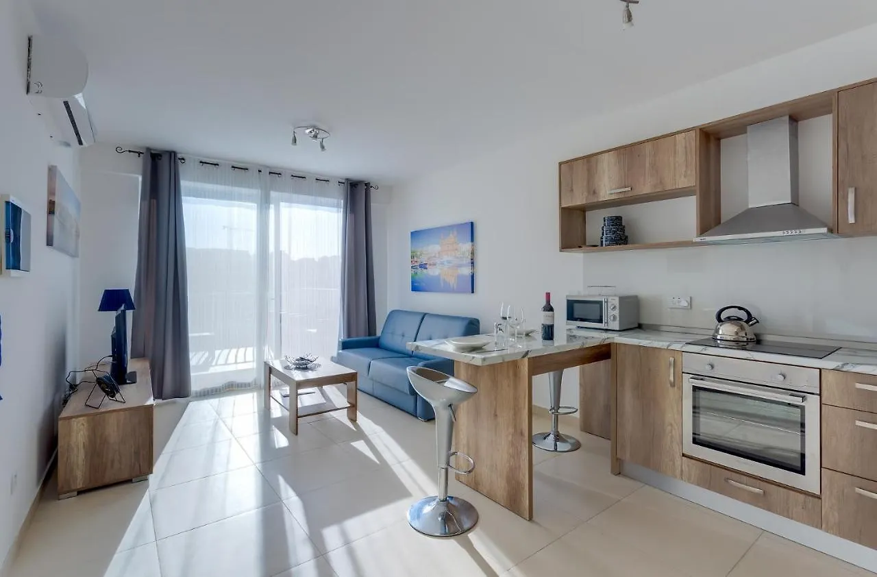 Centric And Modern Penthouse Close To Amenities Msida Malta