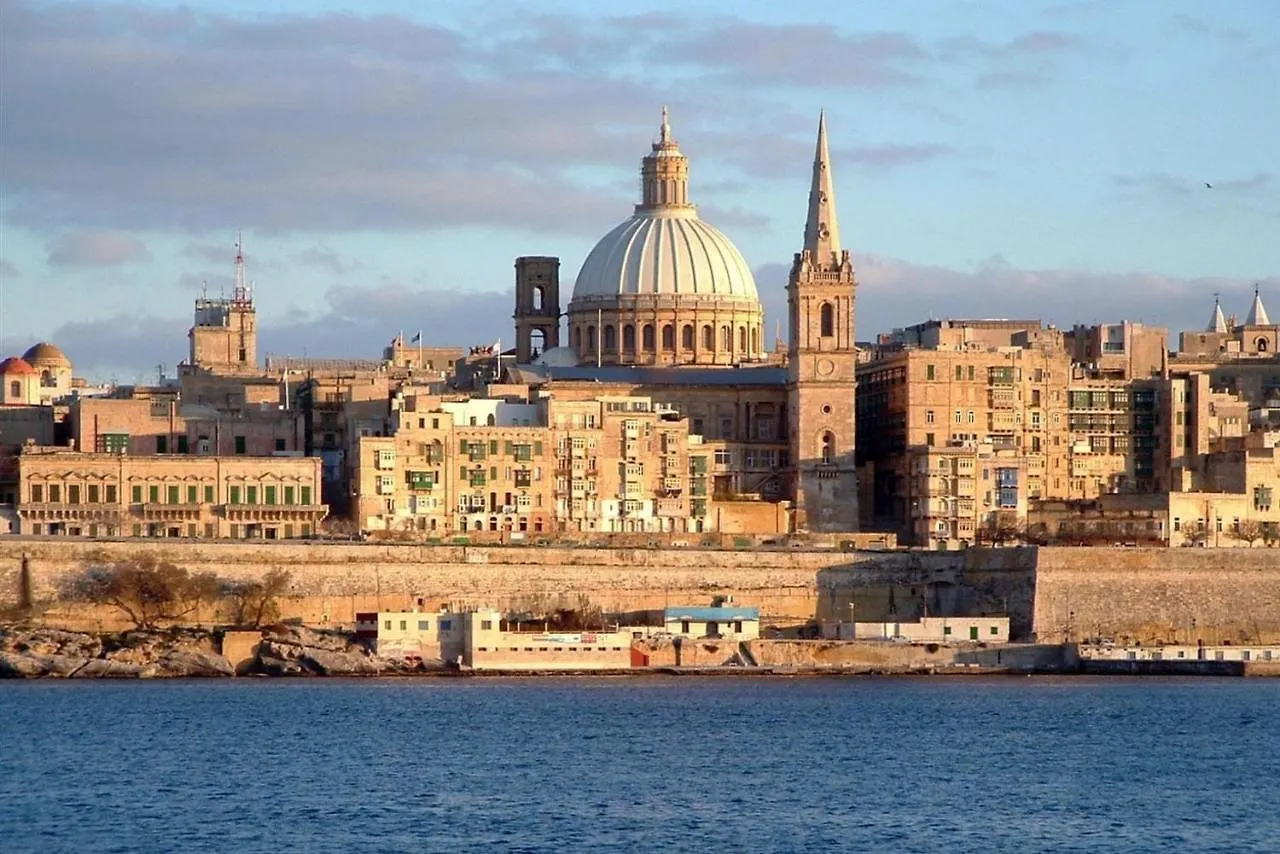 Centric And Modern Penthouse Close To Amenities Msida Malta