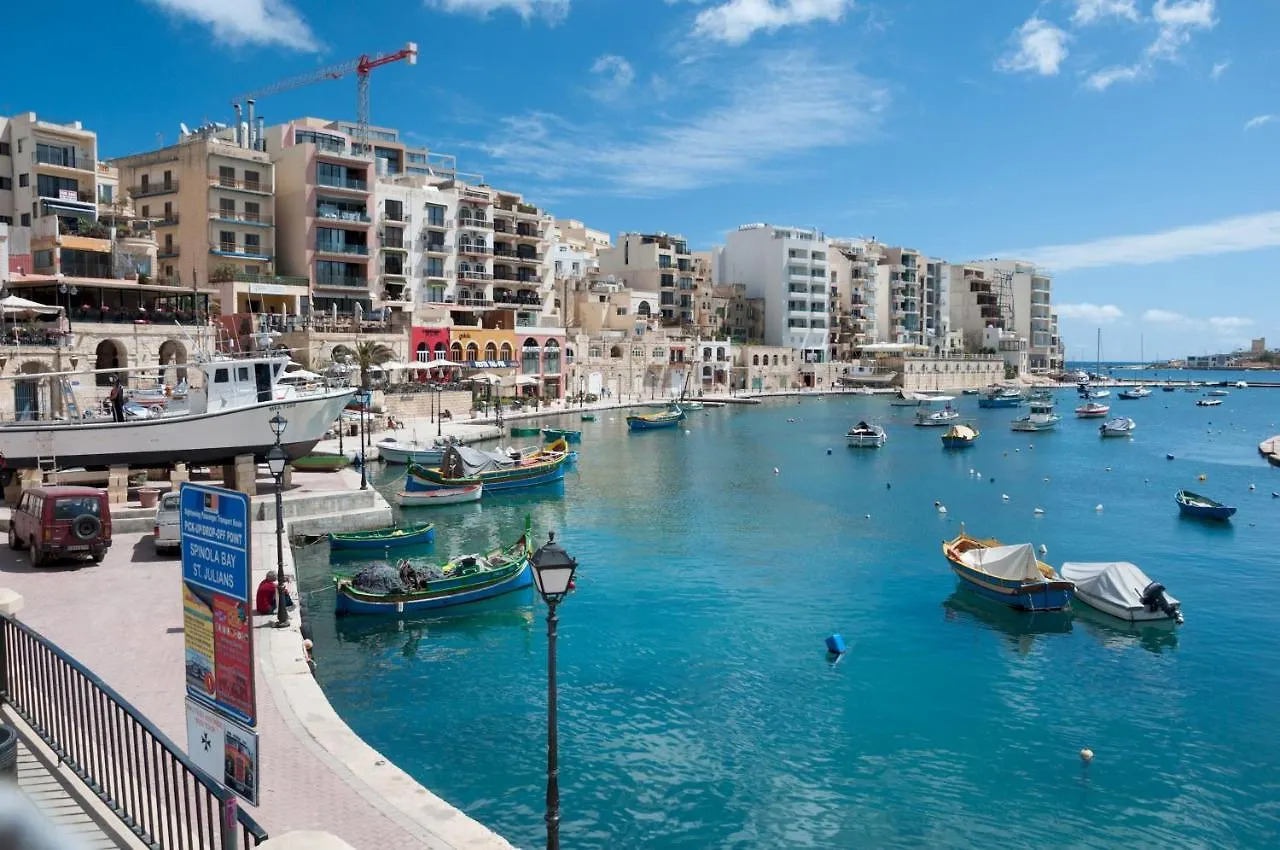 Apartment Centric And Modern Penthouse Close To Amenities Msida